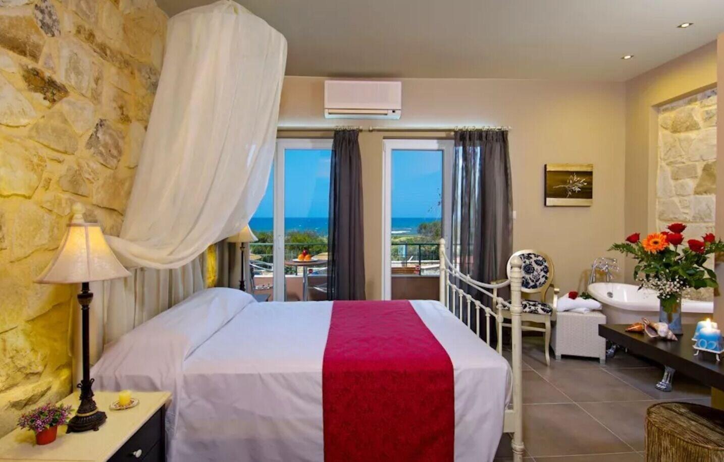 Mistral Hotel - Singles Only Máleme Ngoại thất bức ảnh
