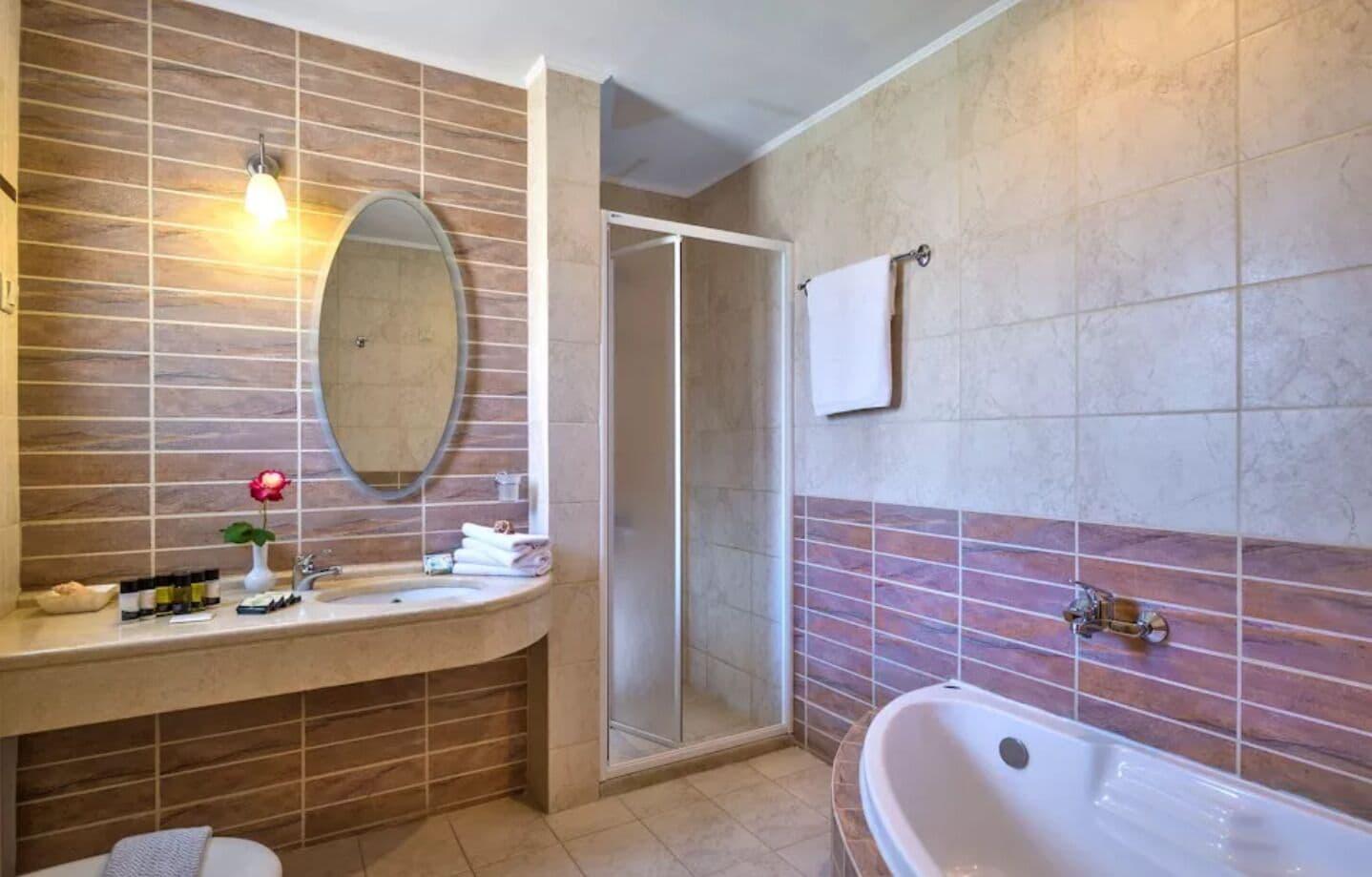 Mistral Hotel - Singles Only Máleme Ngoại thất bức ảnh