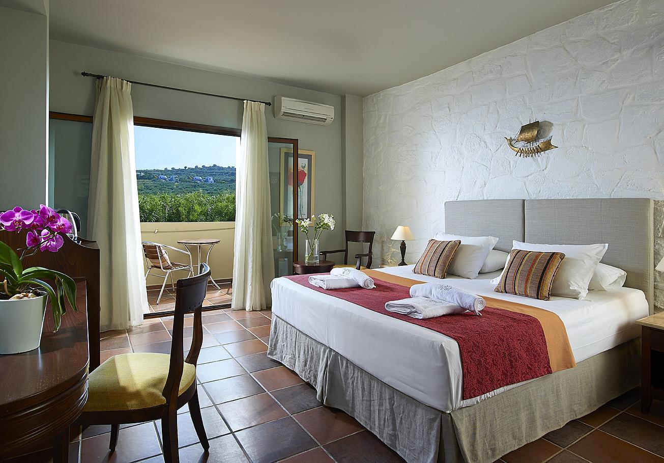 Mistral Hotel - Singles Only Máleme Ngoại thất bức ảnh