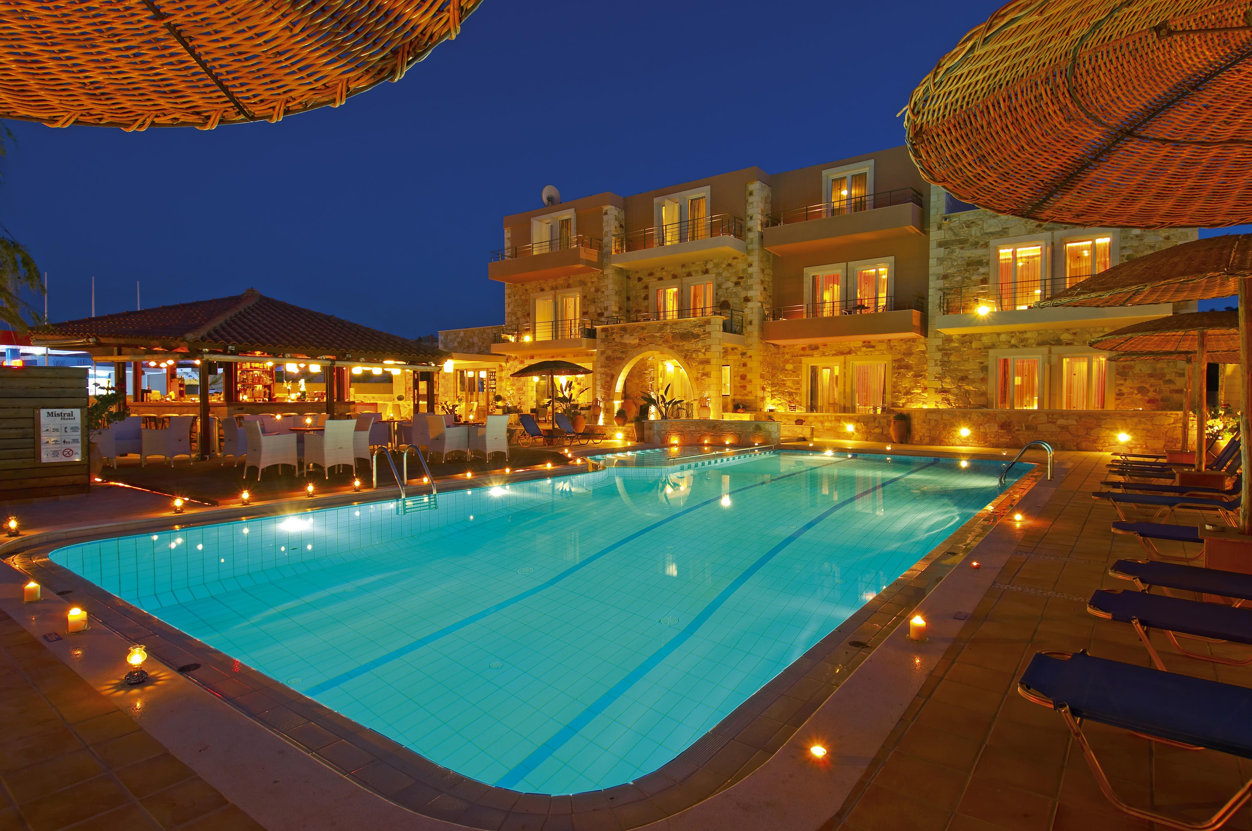 Mistral Hotel - Singles Only Máleme Ngoại thất bức ảnh